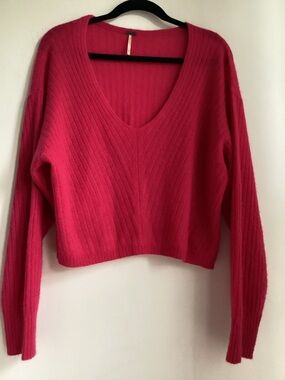 Free People Elias 100% Cashmere Ribbed V-Neck Cropped Sweater Small Hot Pink